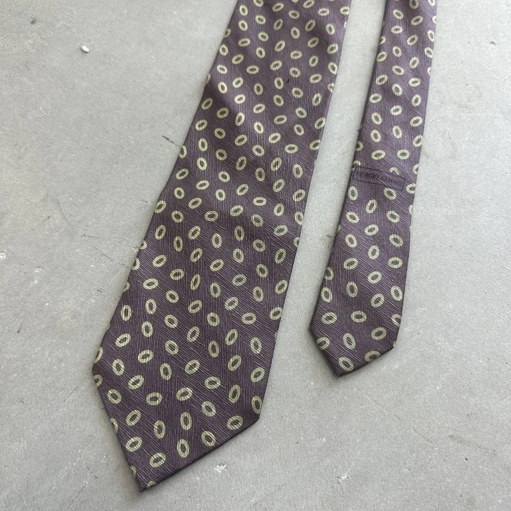 Giorgio Armani Cravatte Tie Men's Fashion Accessory - Purple Gold Circle